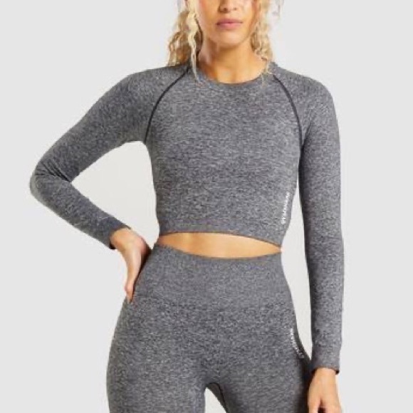 Gymshark Adapt Mark Seamless Long sleeve in colour black/grey - Picture 1 of 4